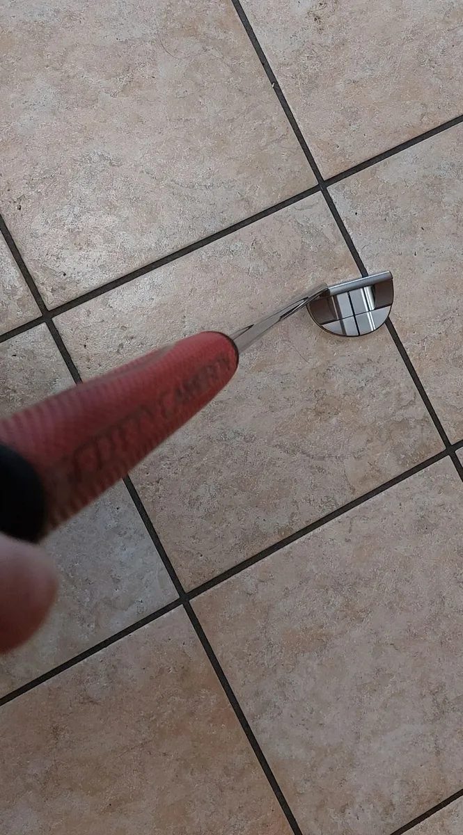 Scotty Cameron Champions Choice Flowback 5.5 BB - Image 2