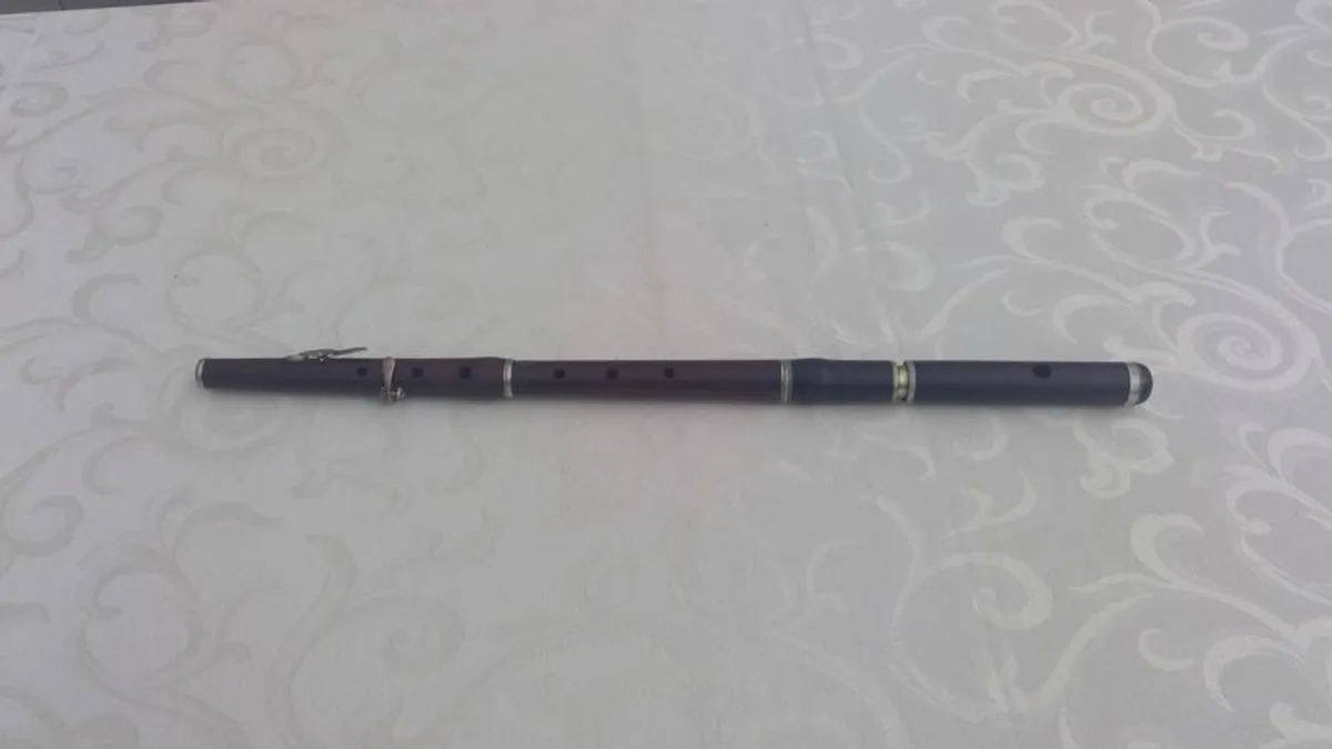 Antique Traditional Flute. - Image 3
