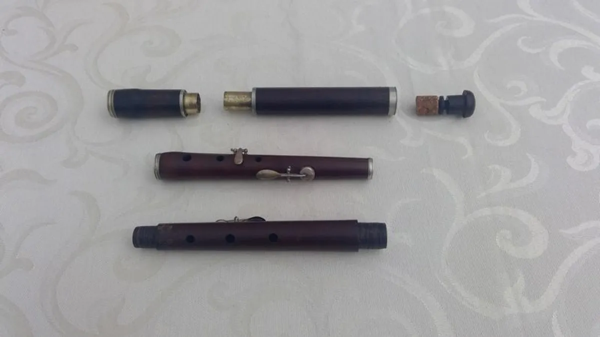 Antique Traditional Flute. - Image 4