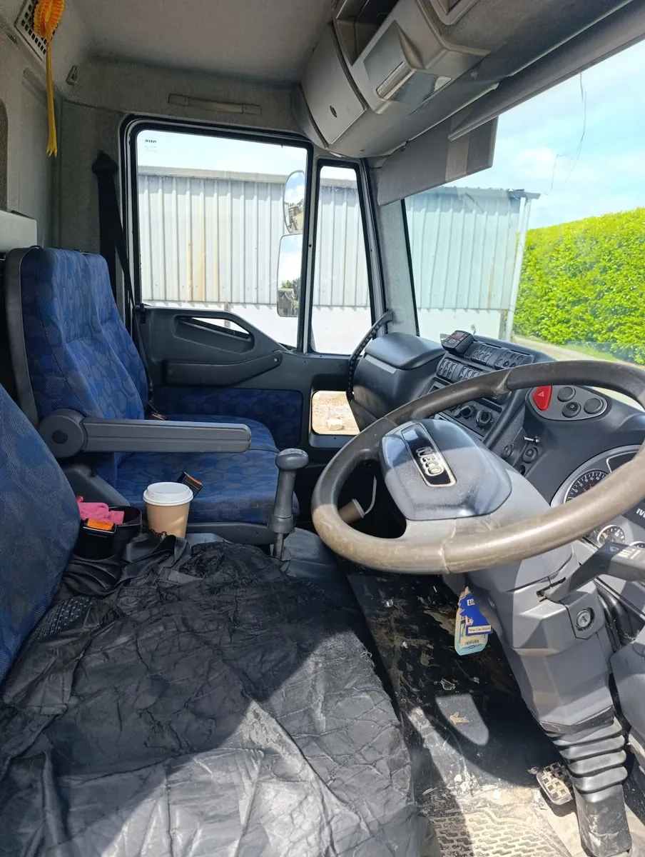 Ivevo Euro cargo 7.5tonne €5500 - Image 2