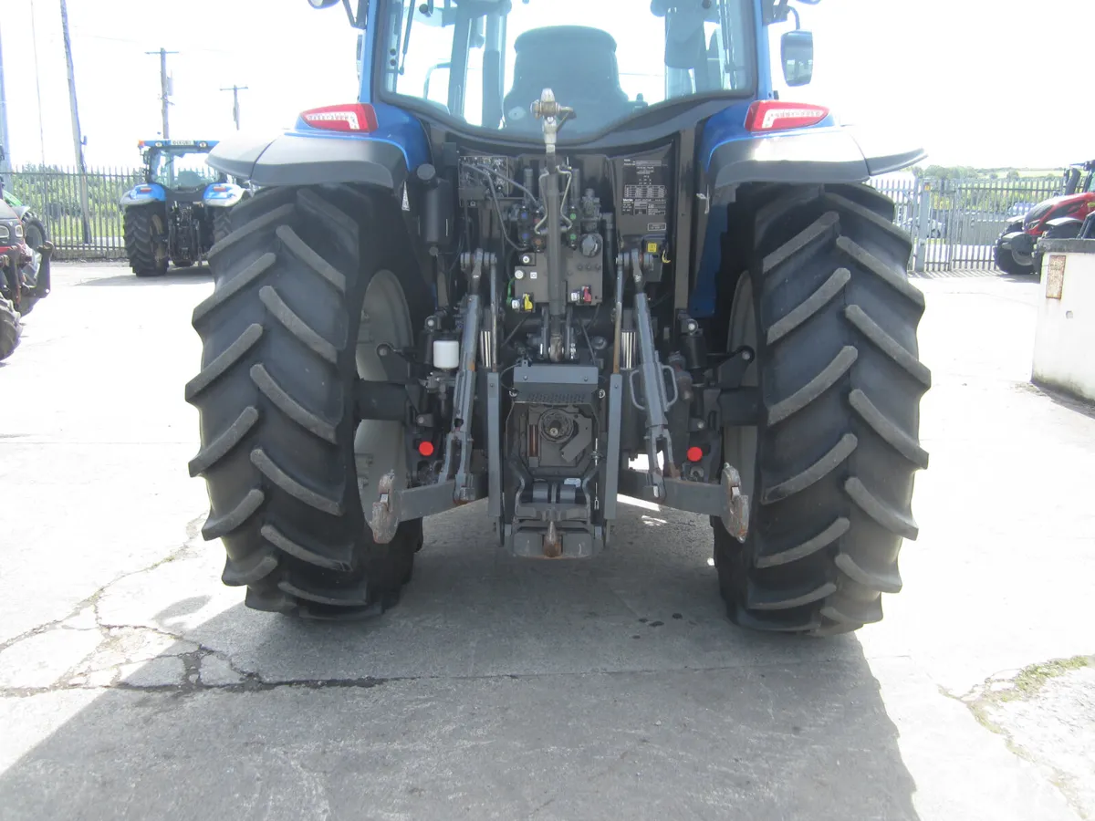VALTRA A114..1800 HOURS...LIKE NEW...2020 - Image 4