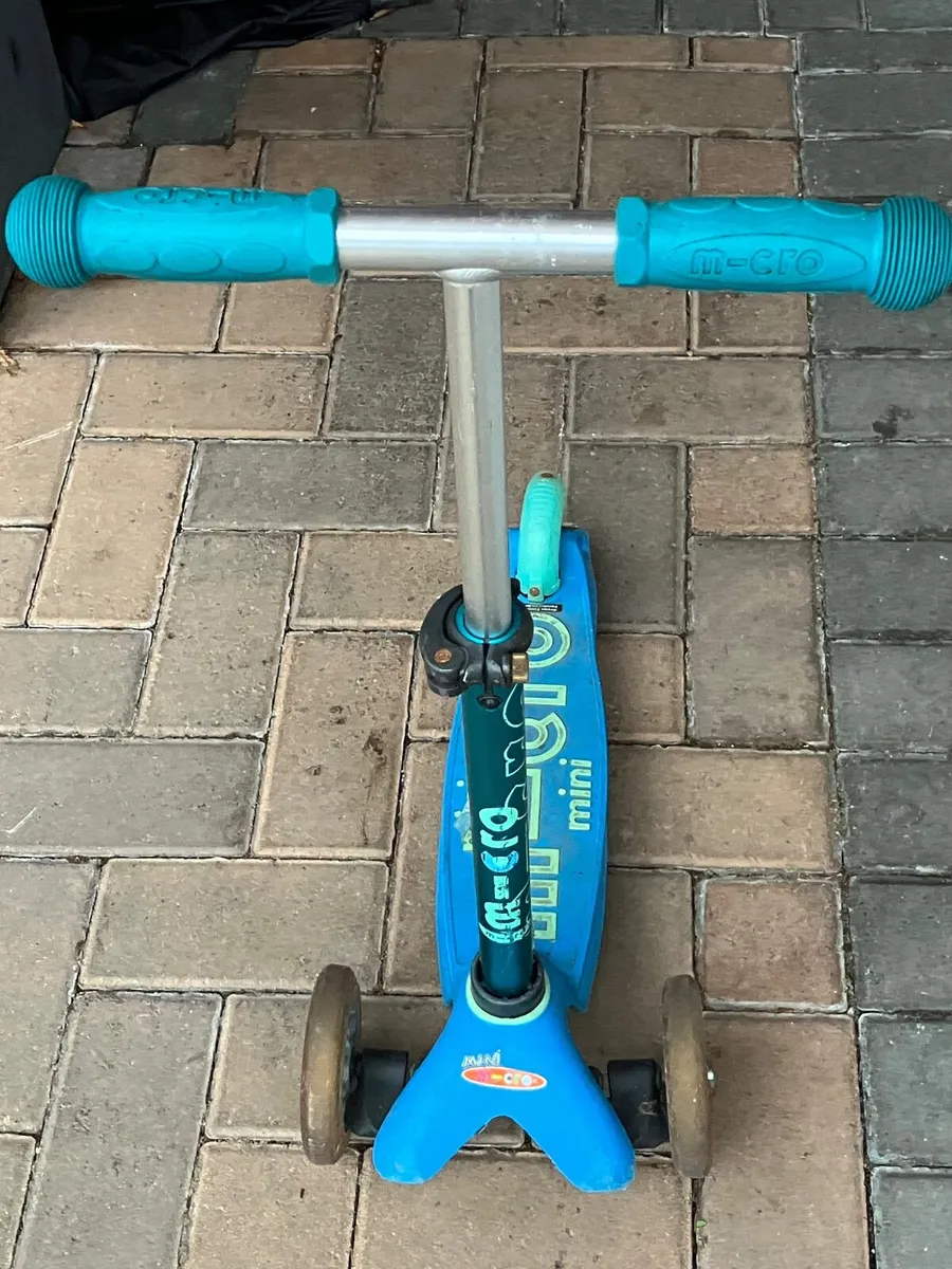 Scooter - Image 1