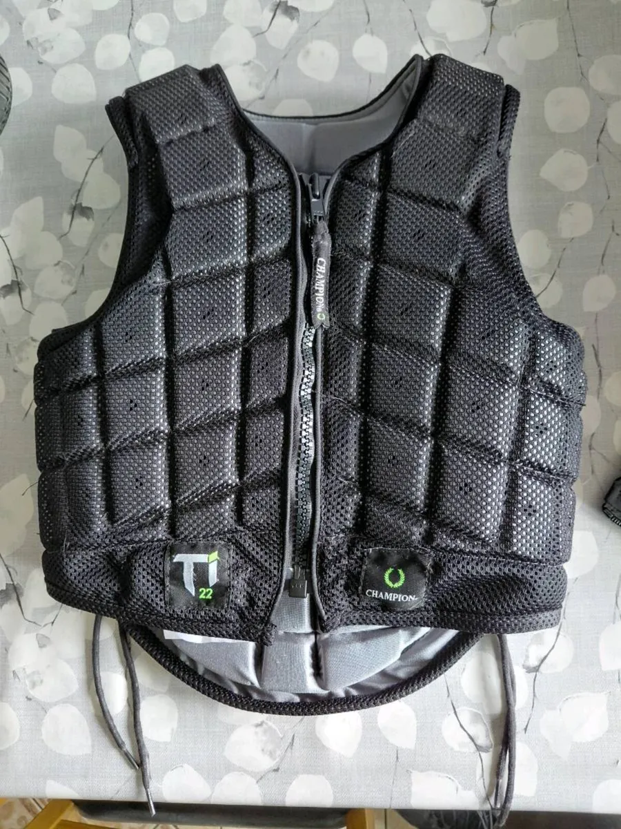 Horse Riding Protectice Vest - Image 1