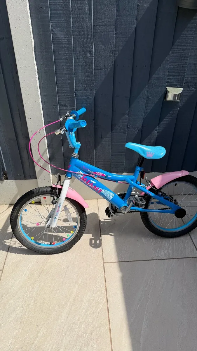 Girl Bike for sale in Ballincollig - Image 2