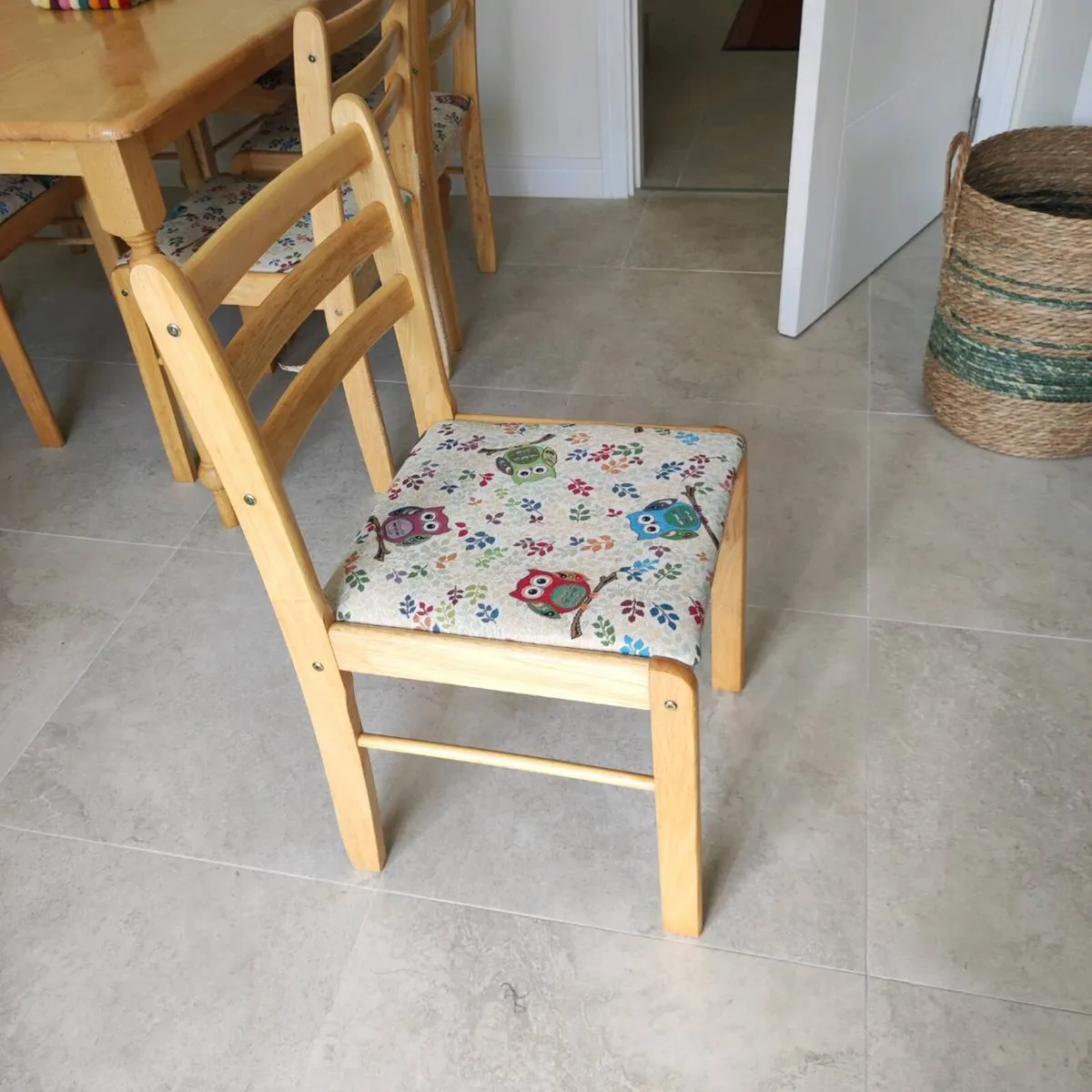 Kitchen table - Image 2