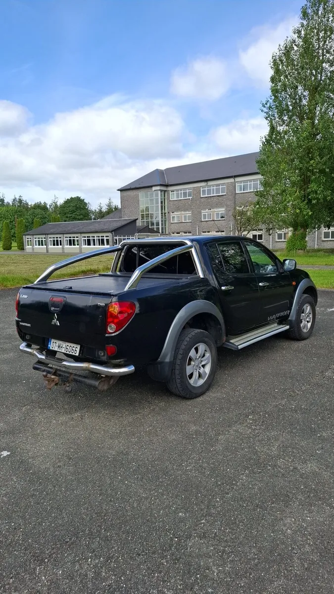 Mitsubishi L200 Crewcab - Image 3