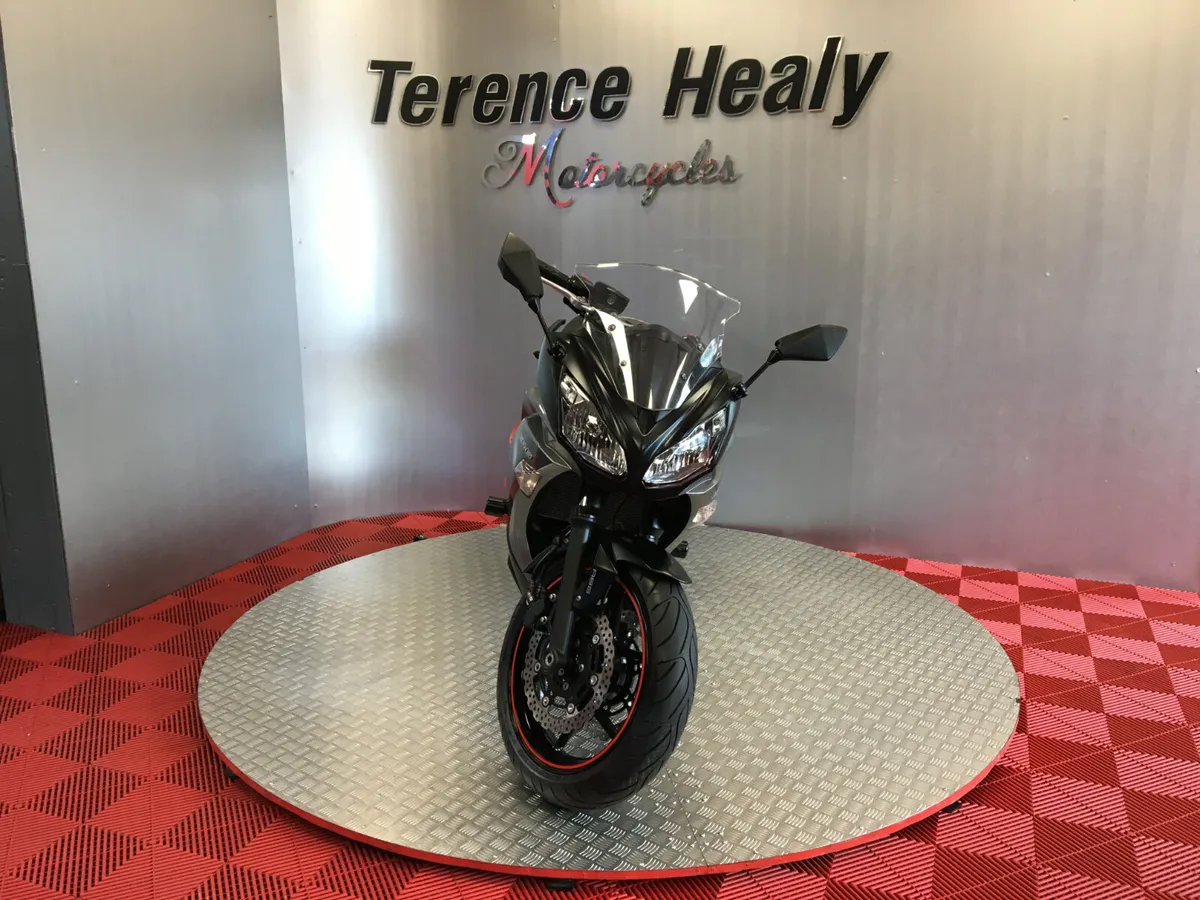 2014 Kawasaki ER6F ''Like New'' - Image 3
