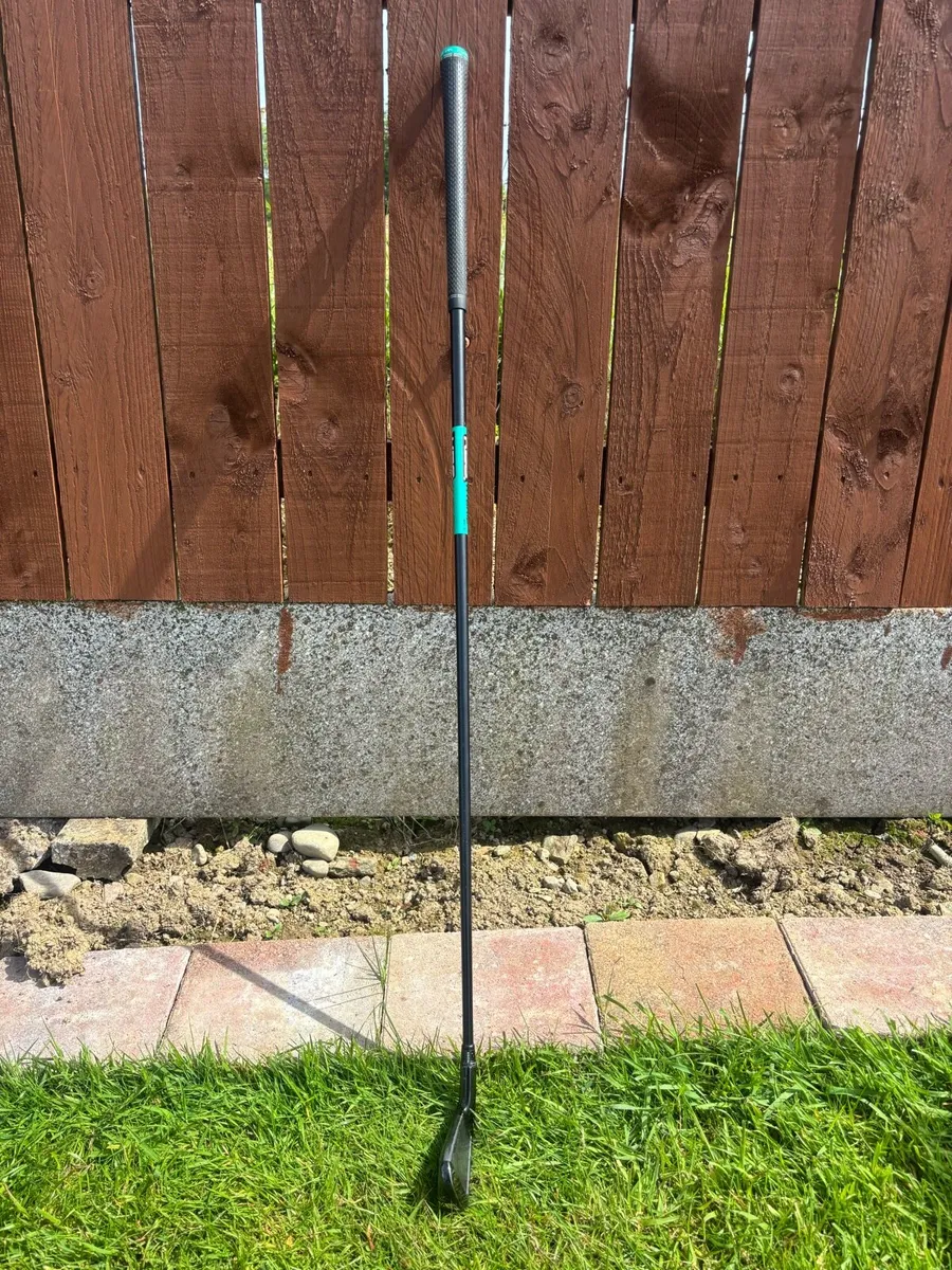 Taylormade 2 iron - Image 2