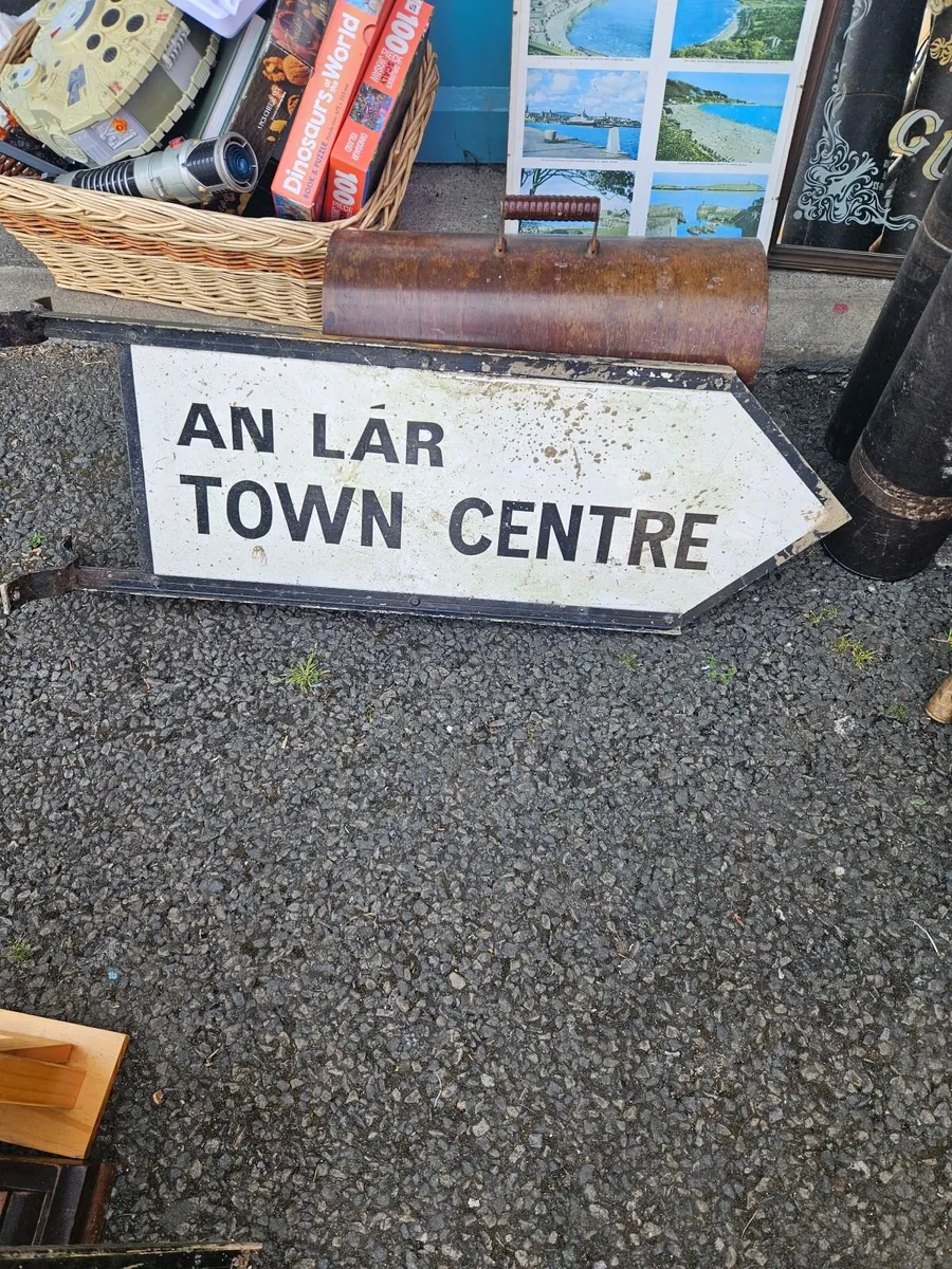 Metal Road Sign Town Centre - Image 1