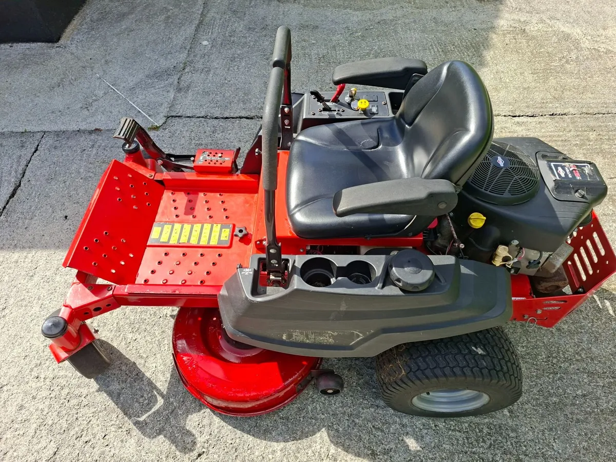 Zero Turn Rideon Lawnmower - Image 4