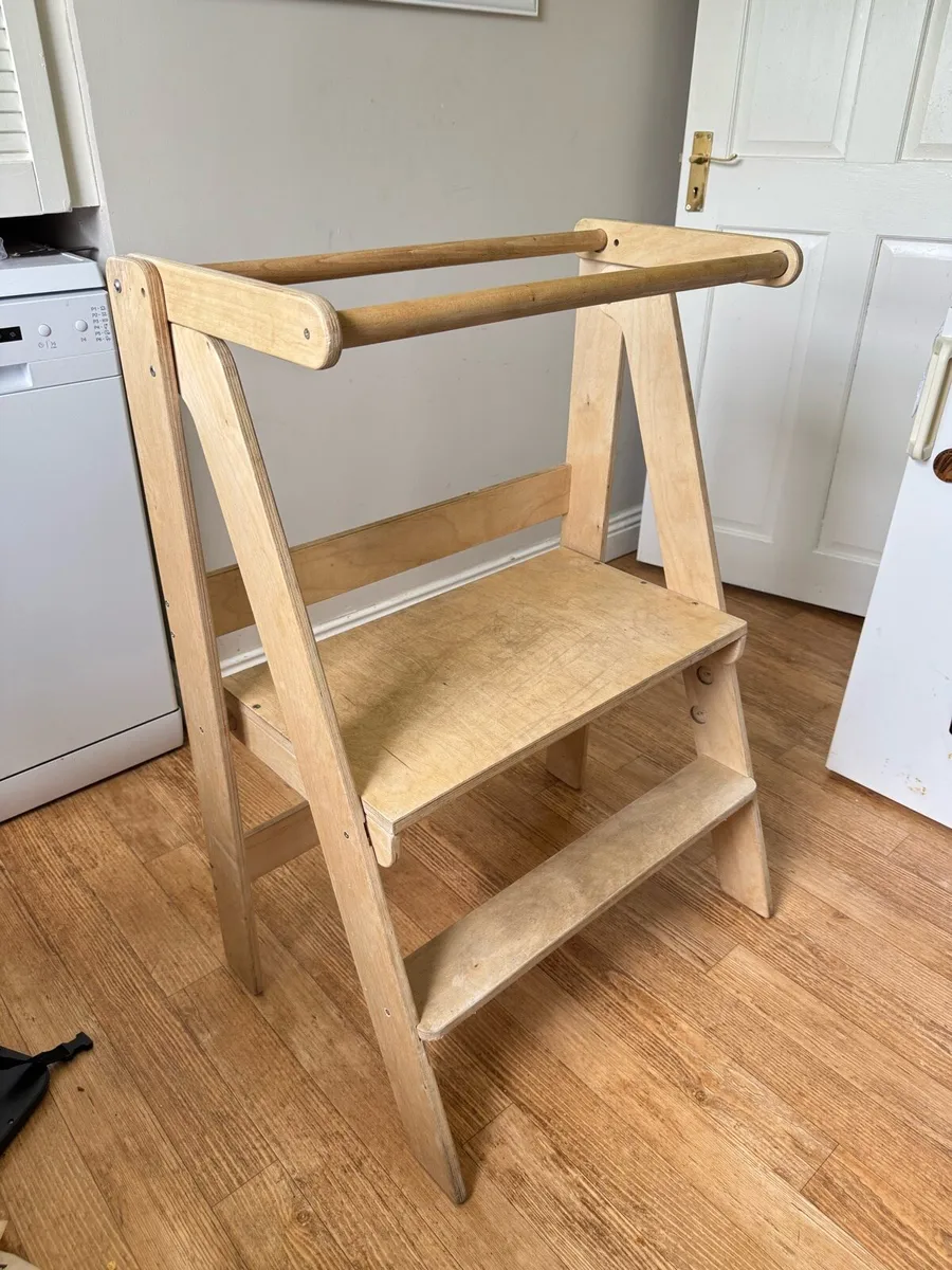 Toddler tower / kitchen helper - Image 3