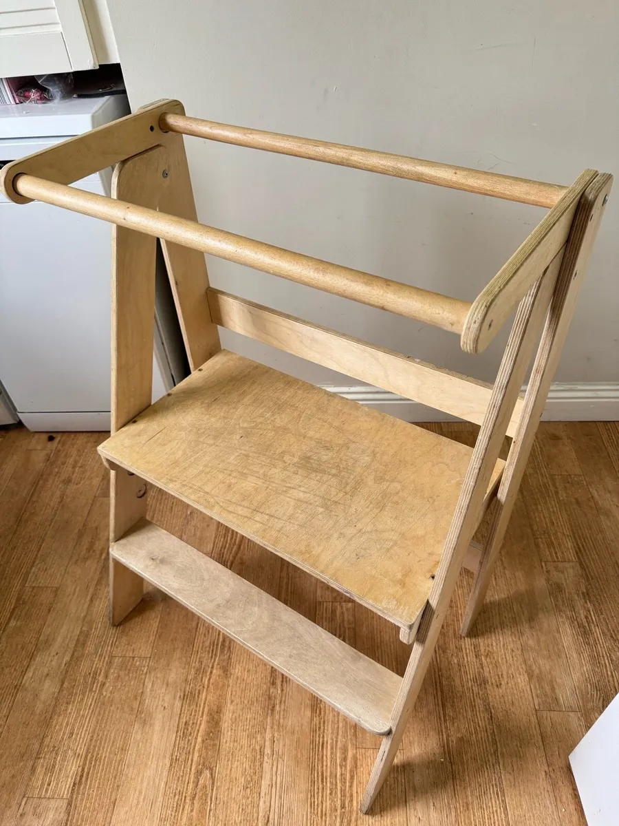 Toddler tower / kitchen helper - Image 1