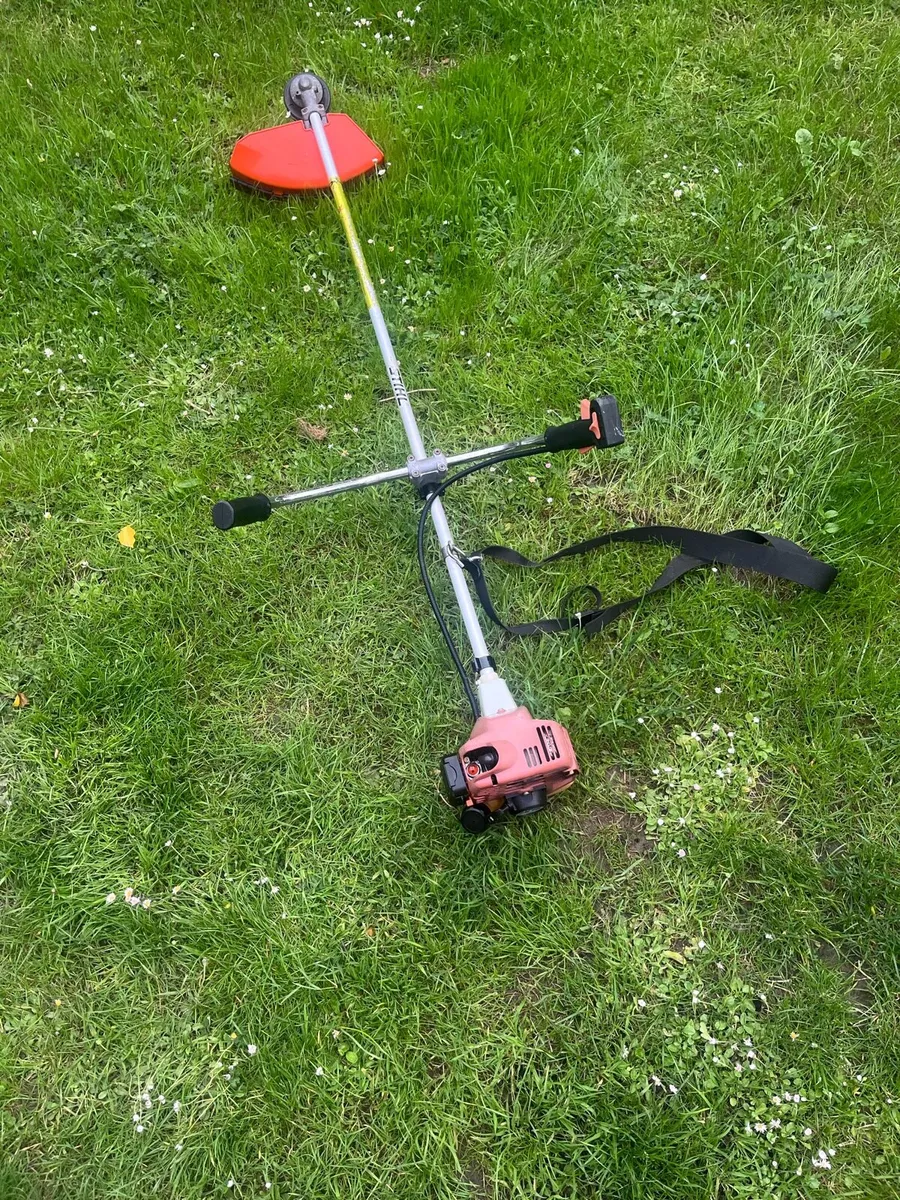 Stihl FS 76 Trimmer - Image 2