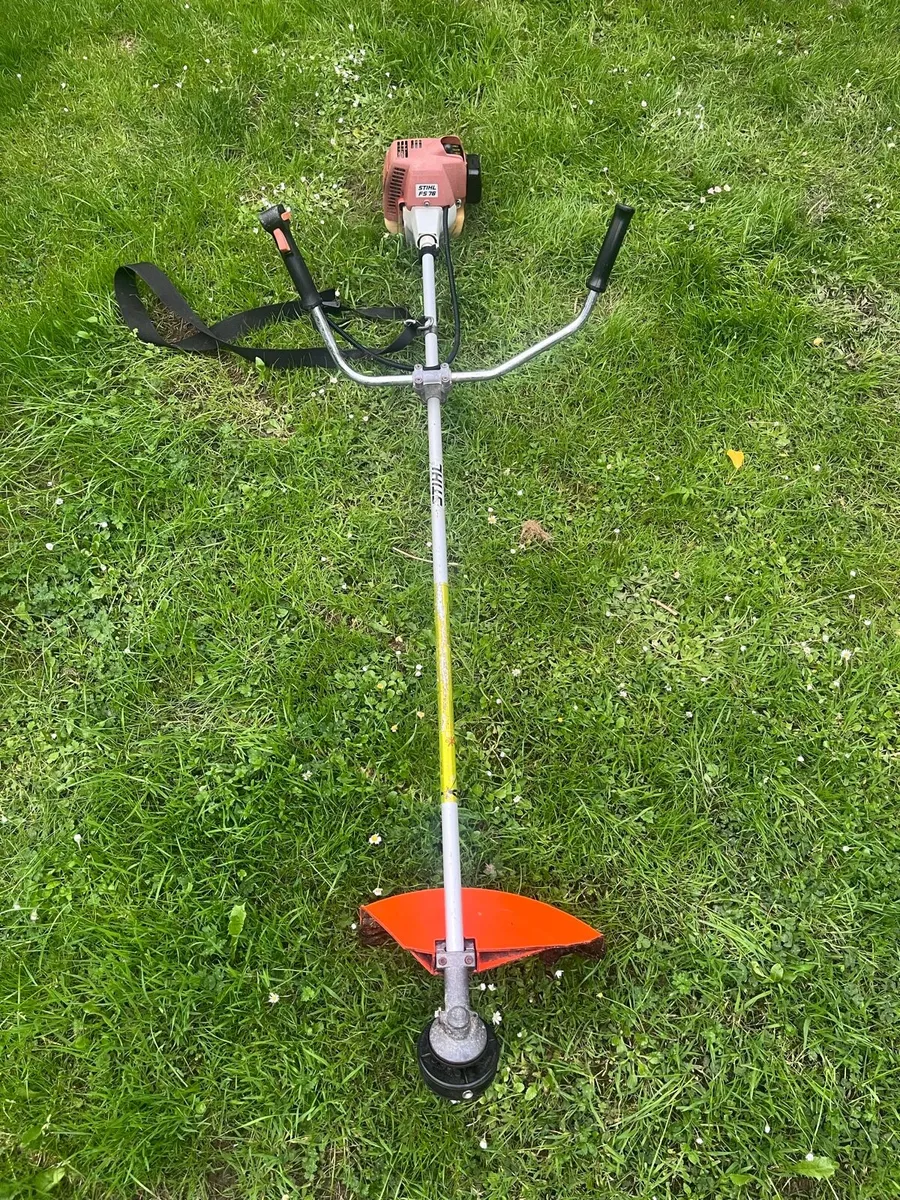 Stihl FS 76 Trimmer - Image 1