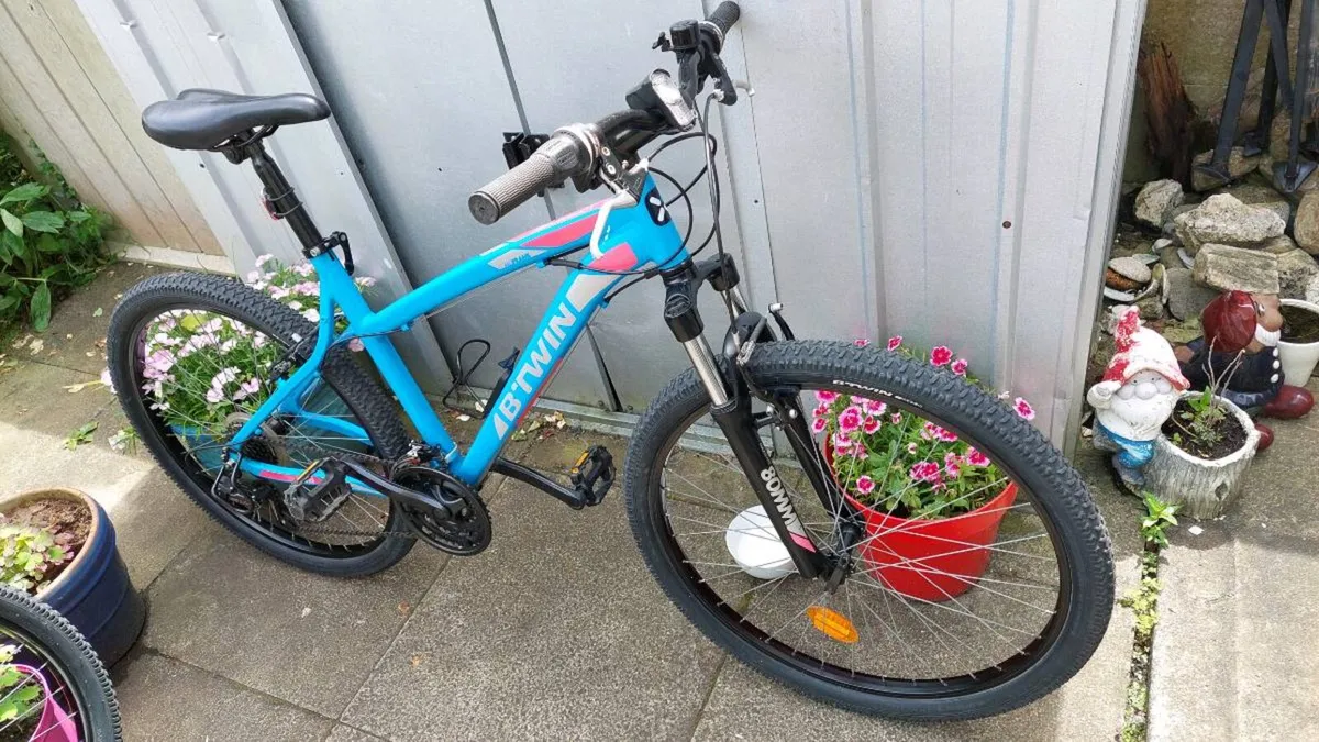 B-Twin Rockrider 340 - Image 1