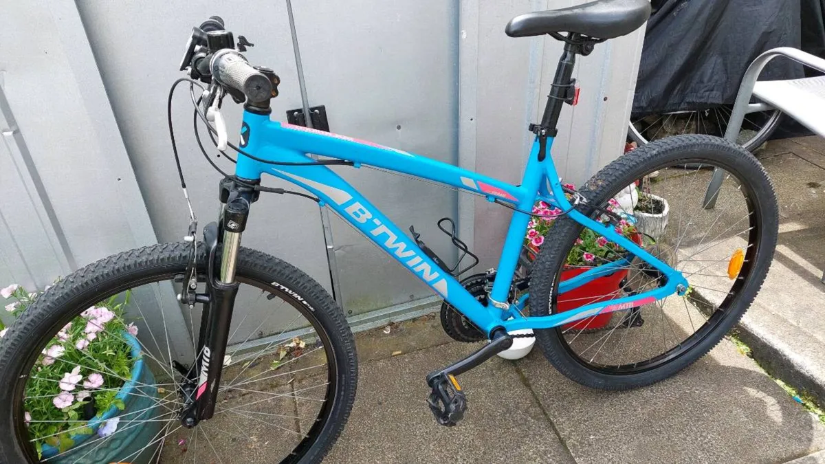 B-Twin Rockrider 340 - Image 2