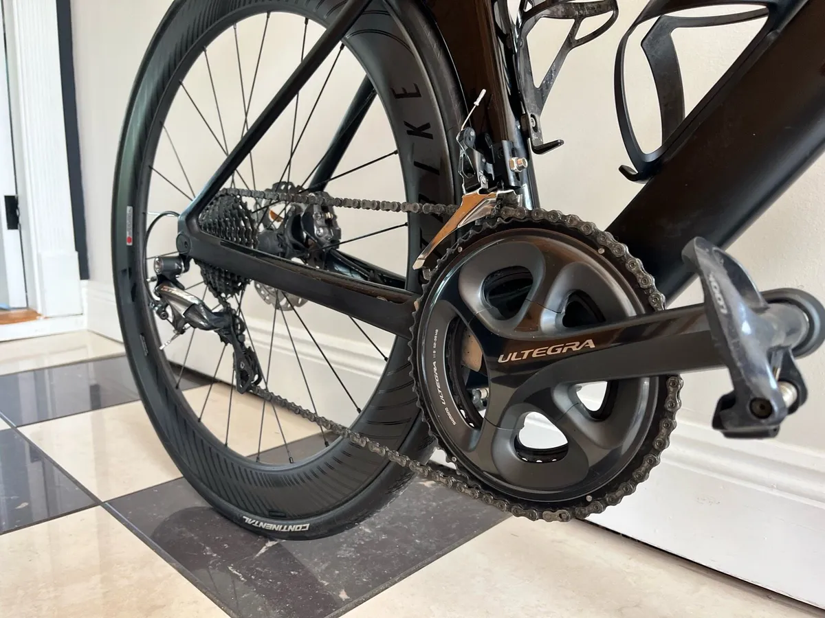 Canyon Aeroad CF SLX 8 Disc - Image 3