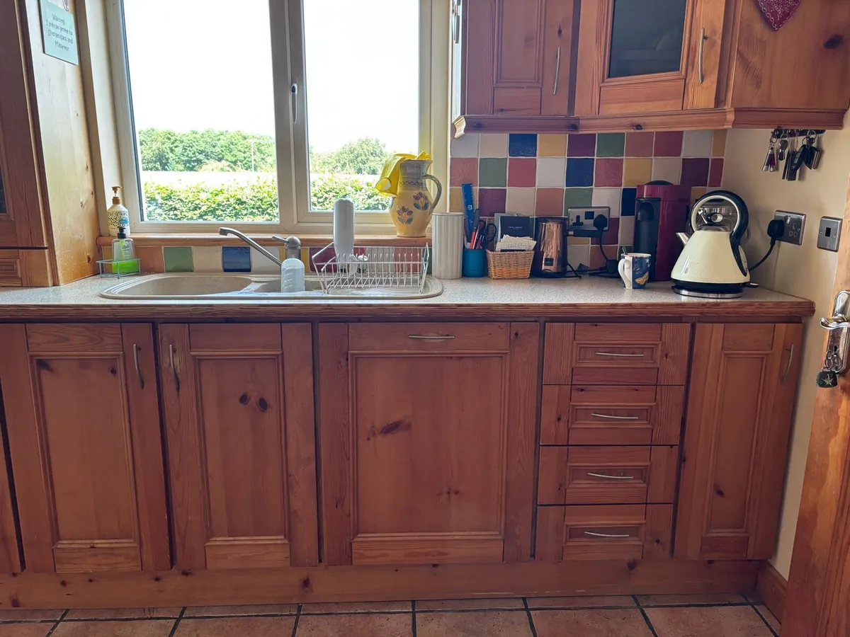 Kitchen units - Image 4