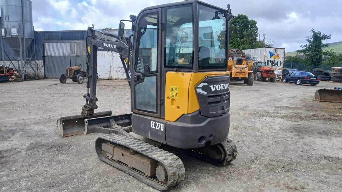 2018 Volvo EC27 - Image 3