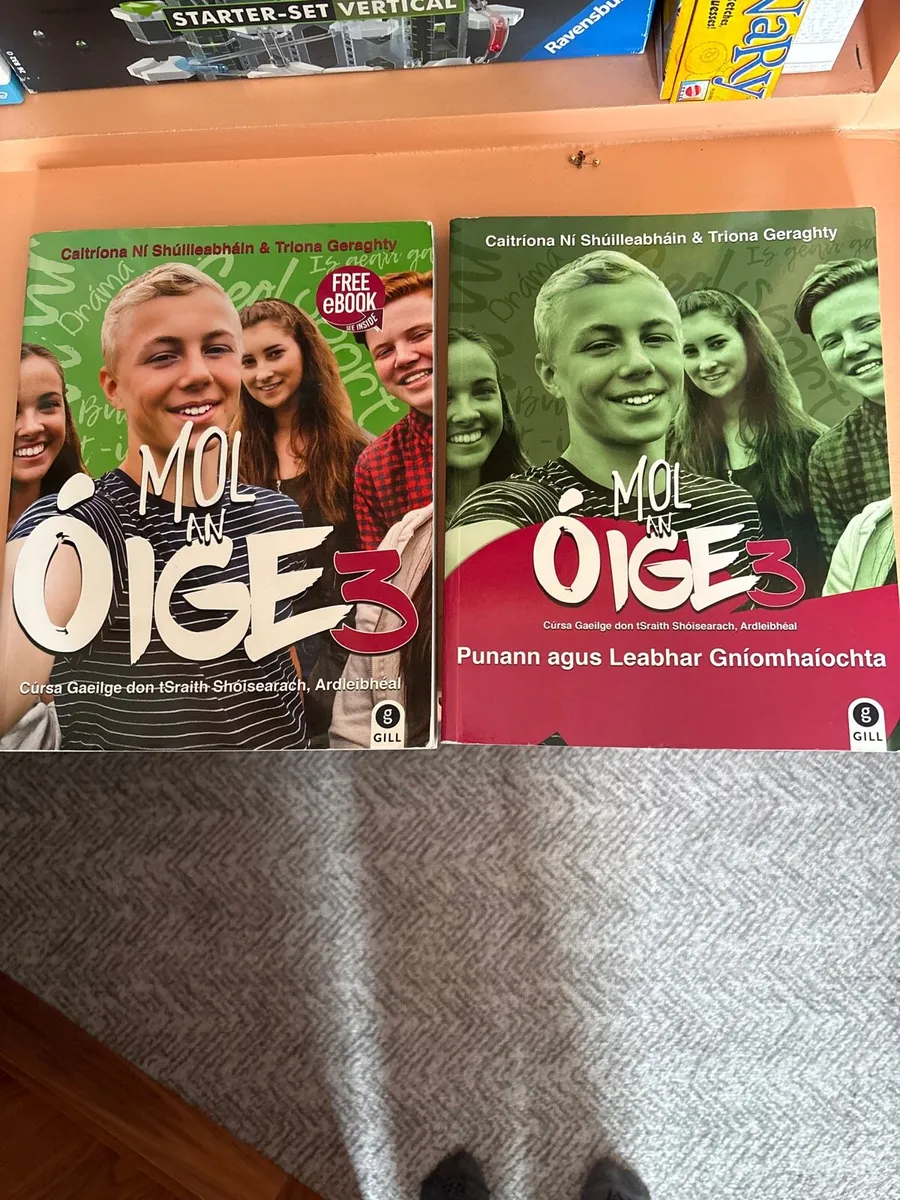 Mol an Oige book set JC