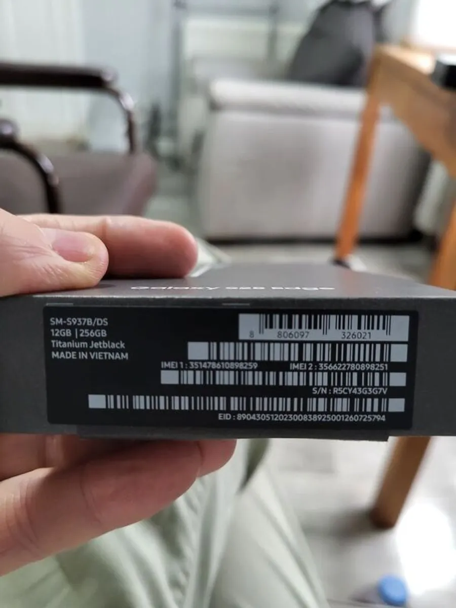 Samsung Galaxy S25 Edge Black 256GB 12GB Brand New Box Open Samsung Warranty - Image 2