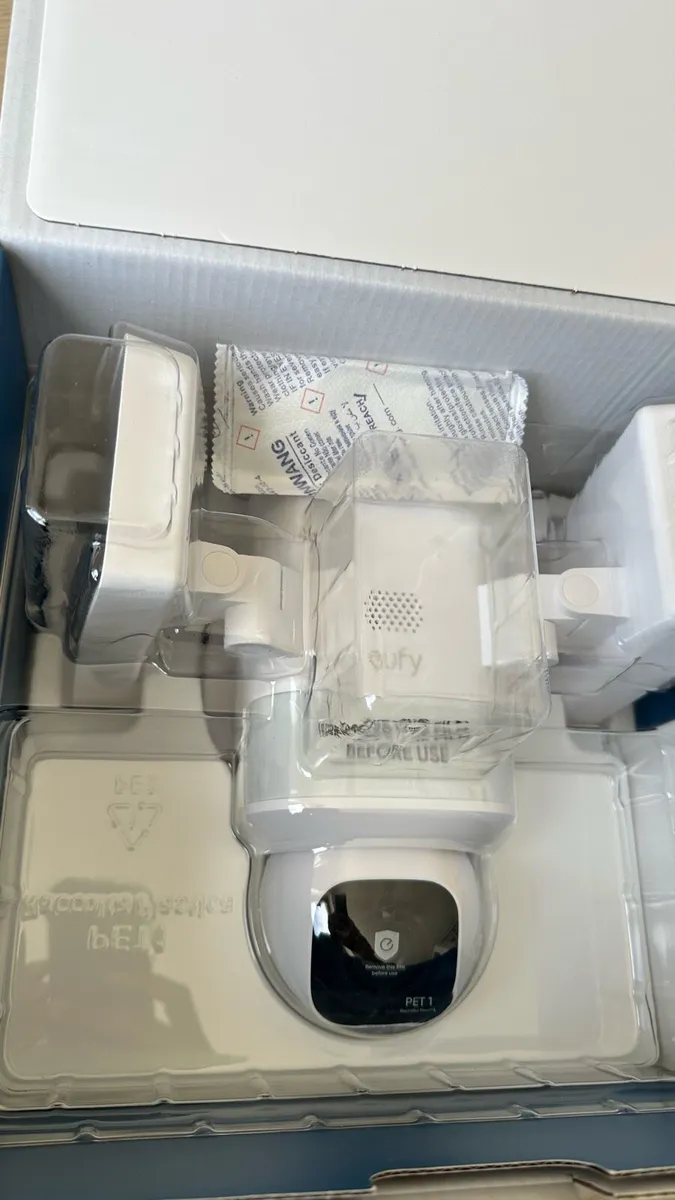 Eufy Floodlight Camera E30 - Brand New - Image 4
