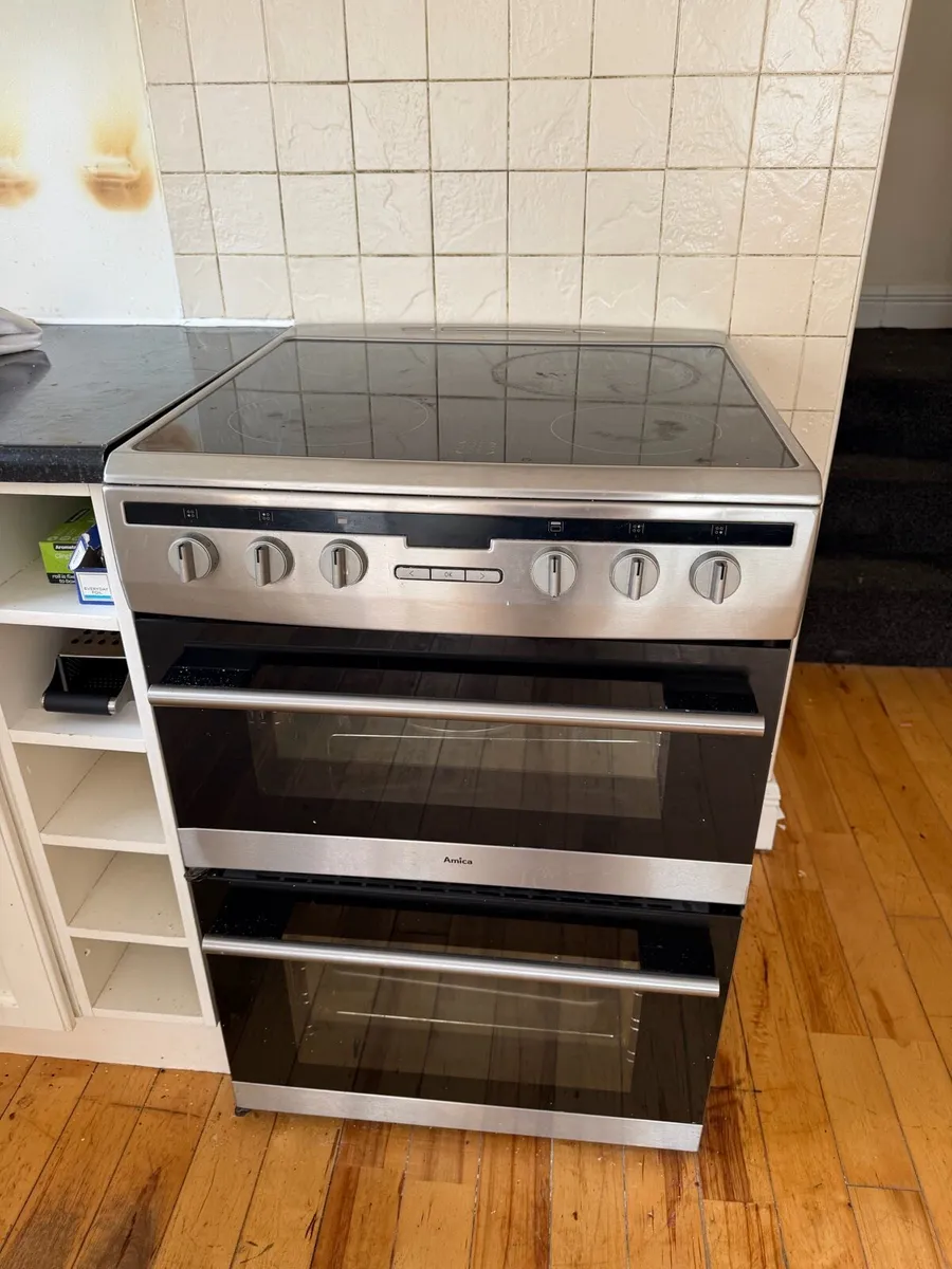 Full kitchen with sink & appliances - Image 4