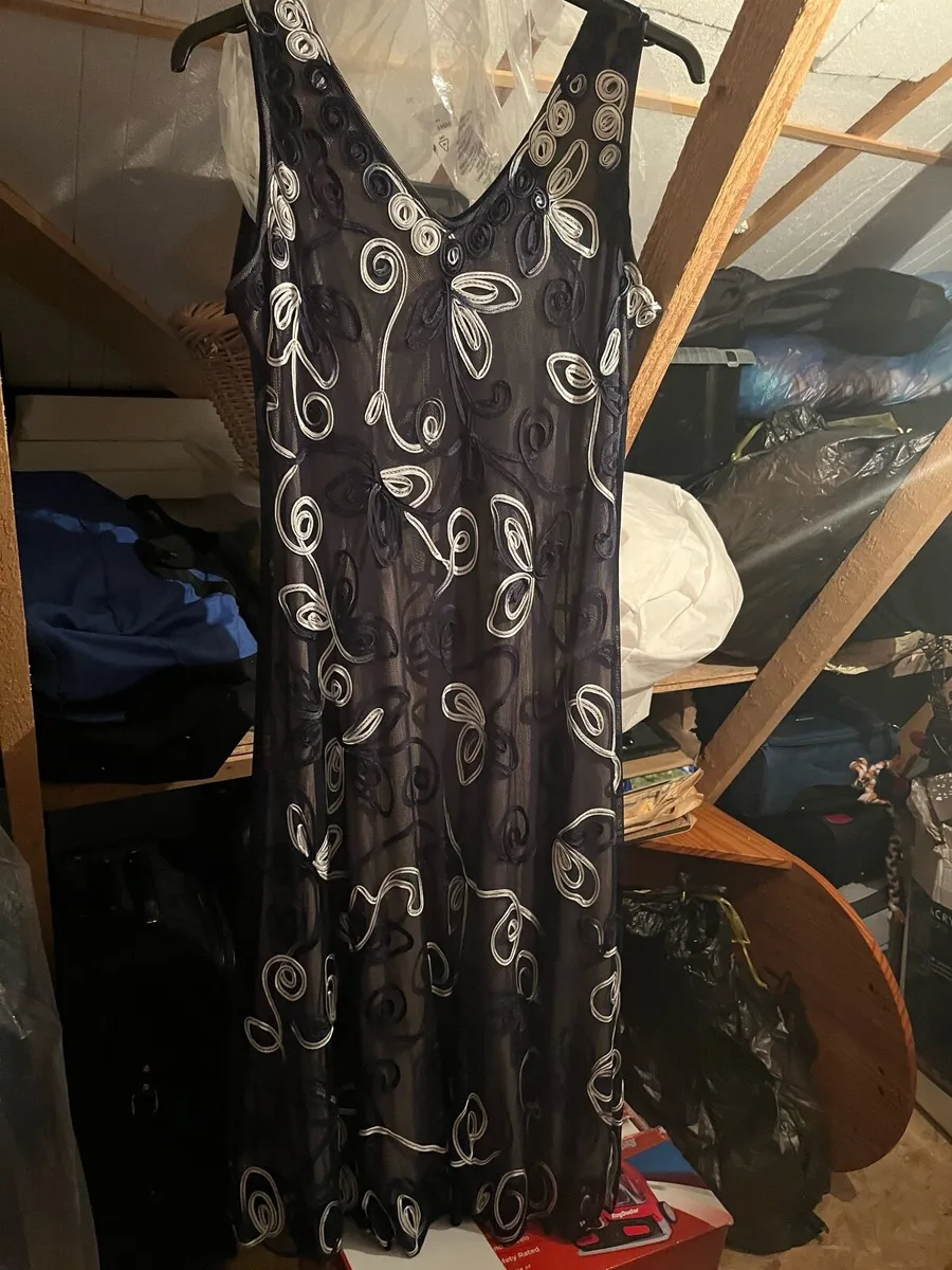 Mother of the bride - Image 1