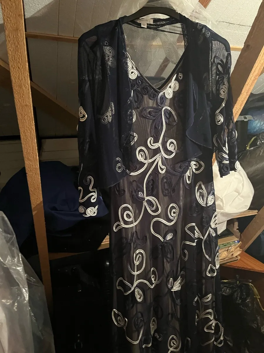 Mother of the bride - Image 2