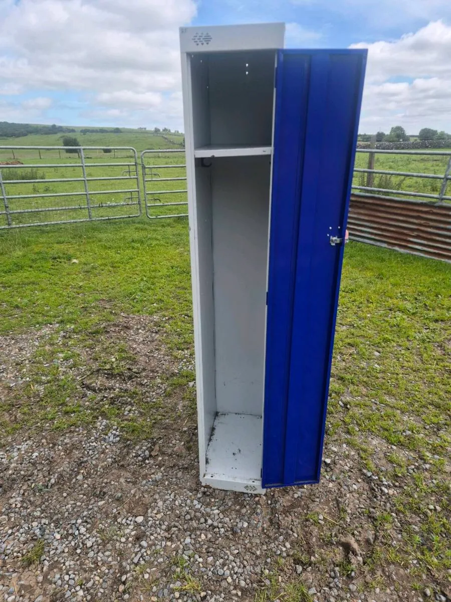 Steel lockers - Image 1