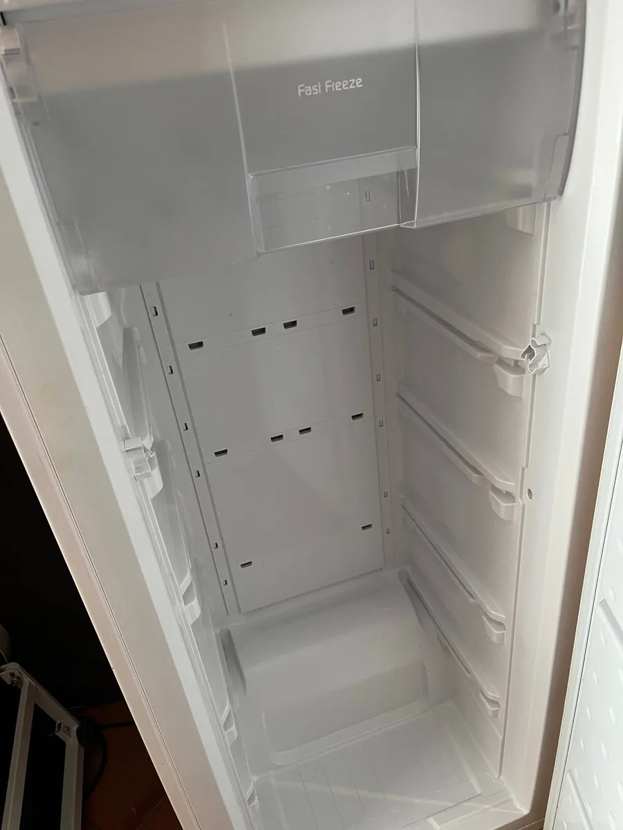 Freezer - Image 4