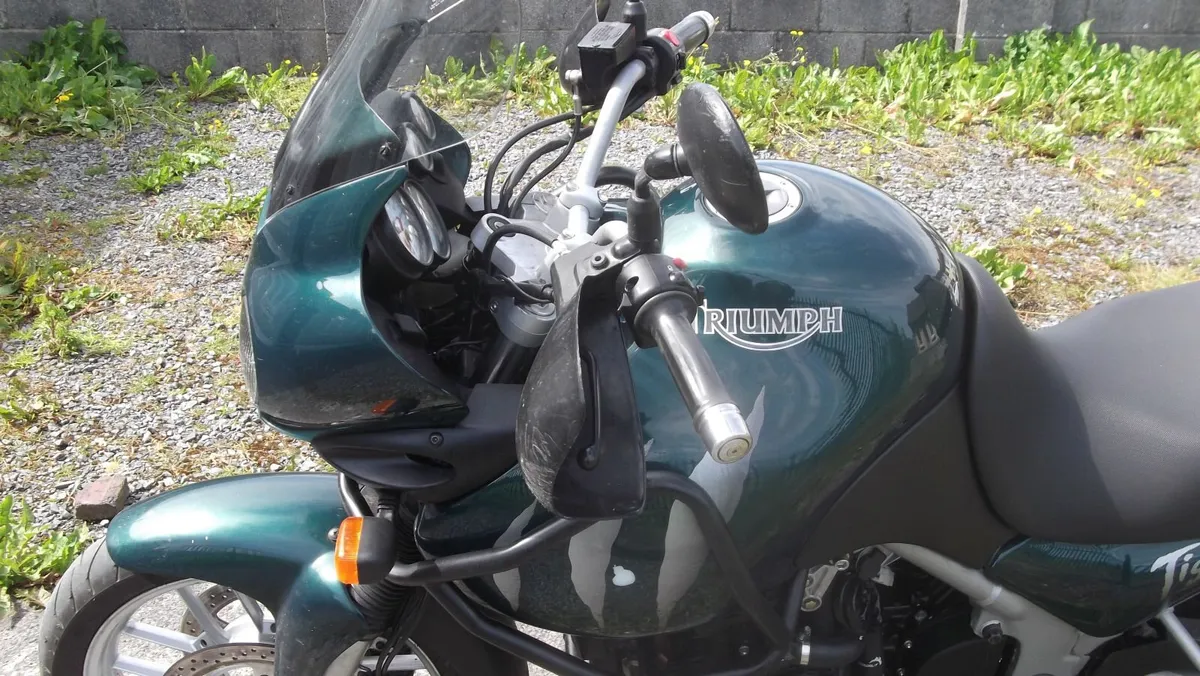 TRIUMPH tiger .trade up - Image 4