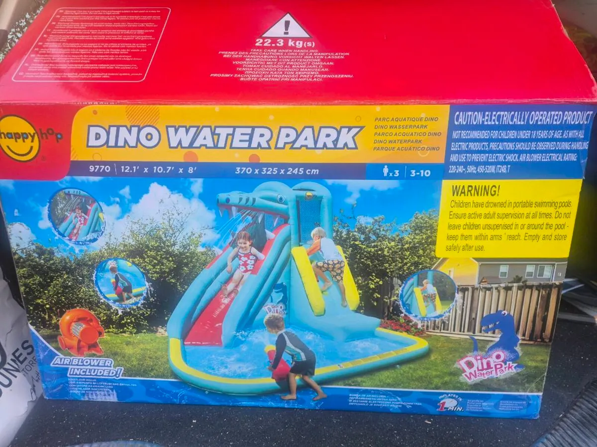 Water pool with slidc and blow fan - Image 2