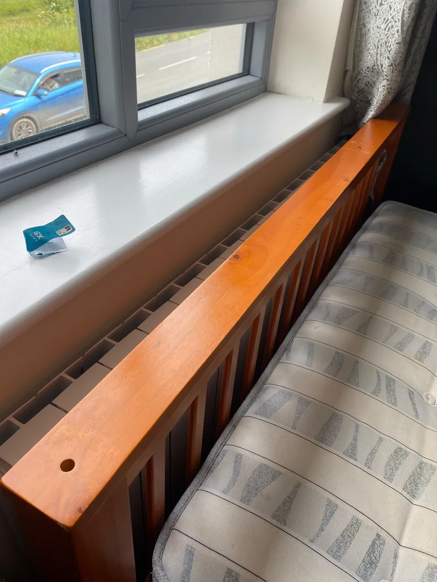 Triple bunk bed. Solid wood - Image 4