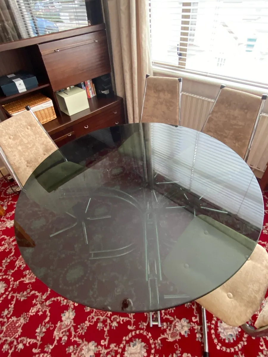 Glass table - Image 3