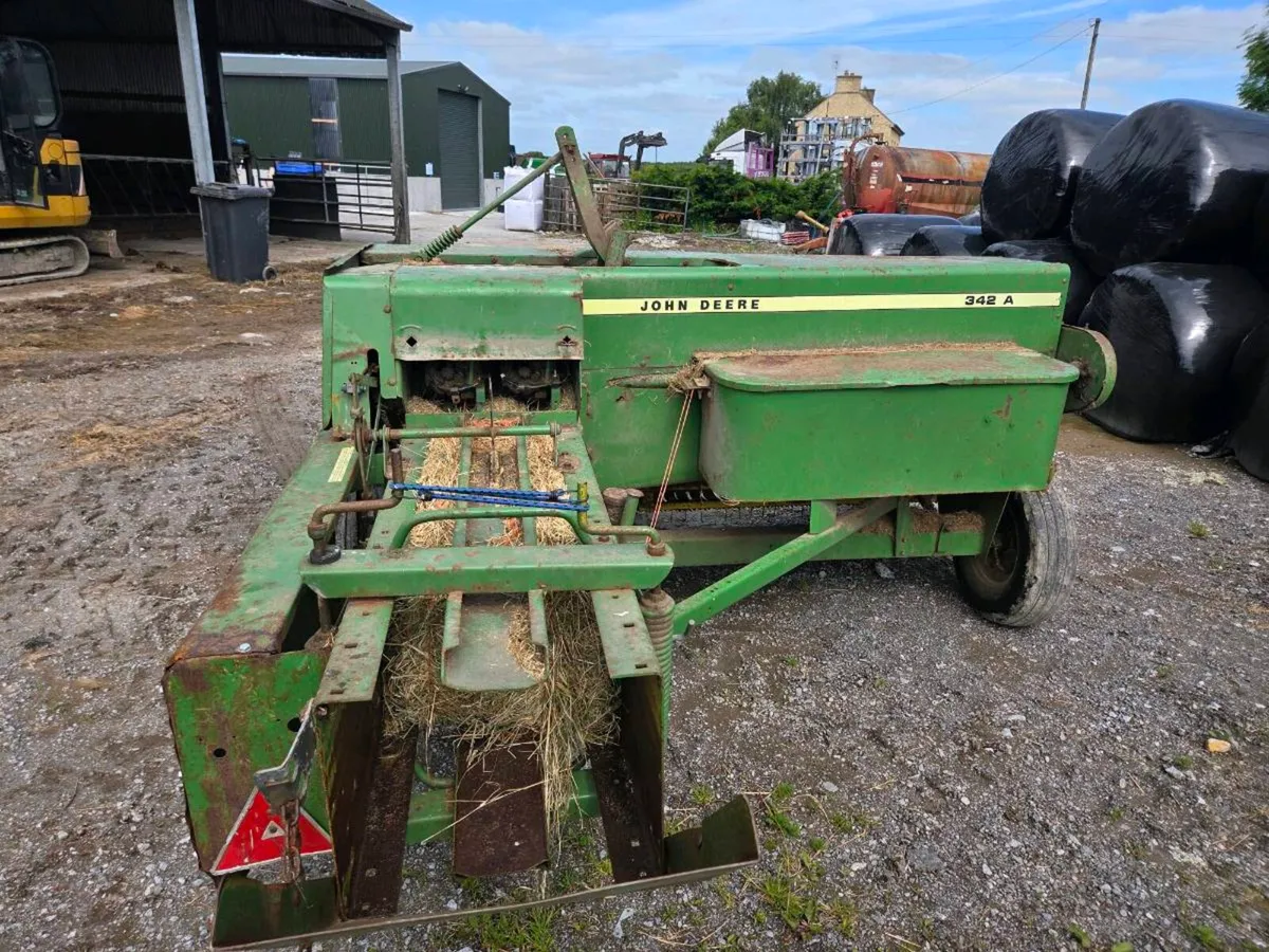 John Deere 342 A square baler - Image 3