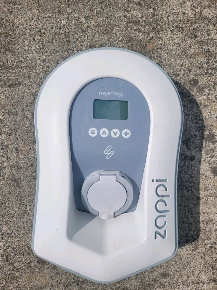 Myenergi Zappi V1 and hub - Image 1