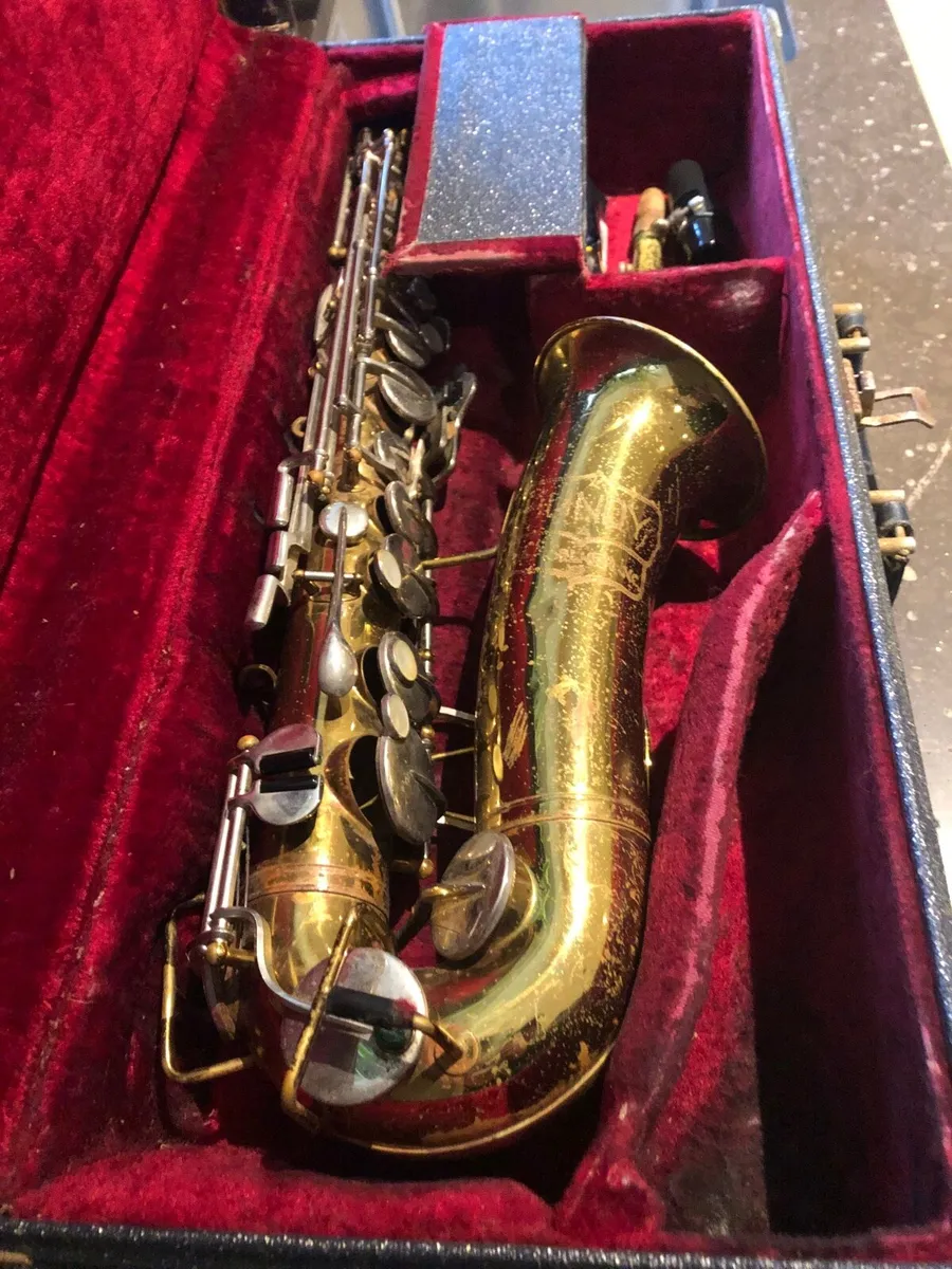 Vintage Saxophone - Image 3