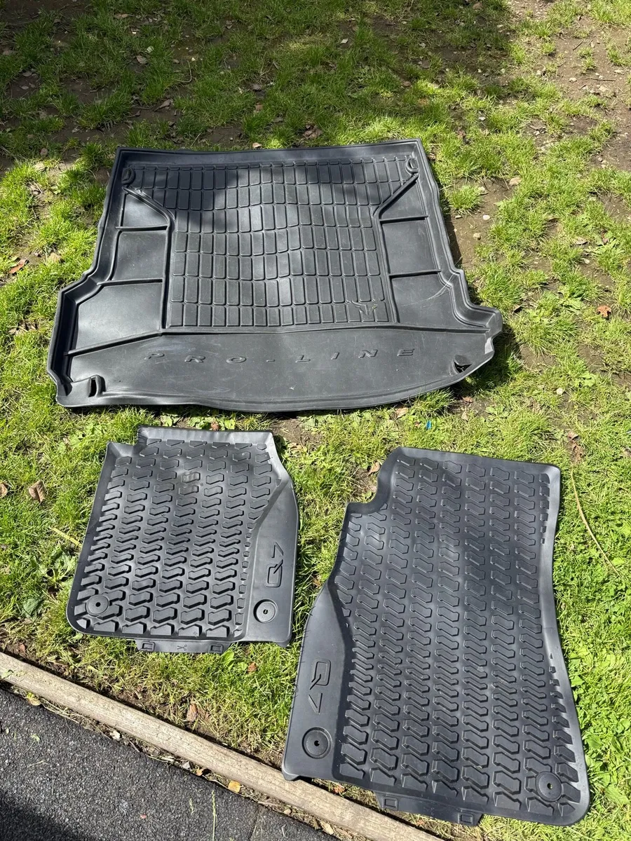 Audi Q7 2015-2025 floor mats - Image 2