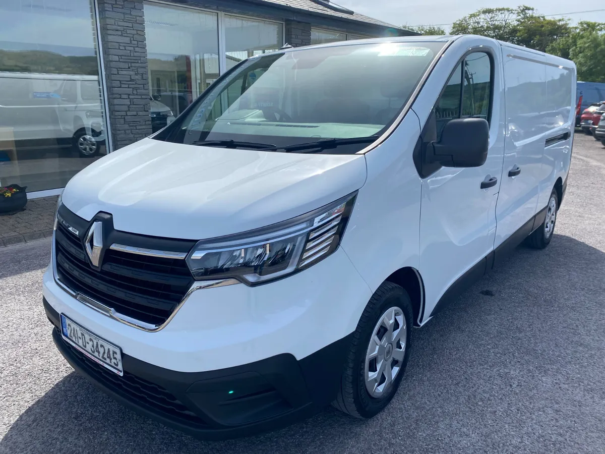 2024 Renault Trafic LL30 BLUE DCI 130 BUSIN - Image 3