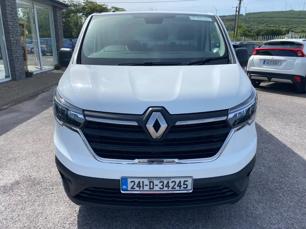 2024 Renault Trafic LL30 BLUE DCI 130 BUSIN - Image 2