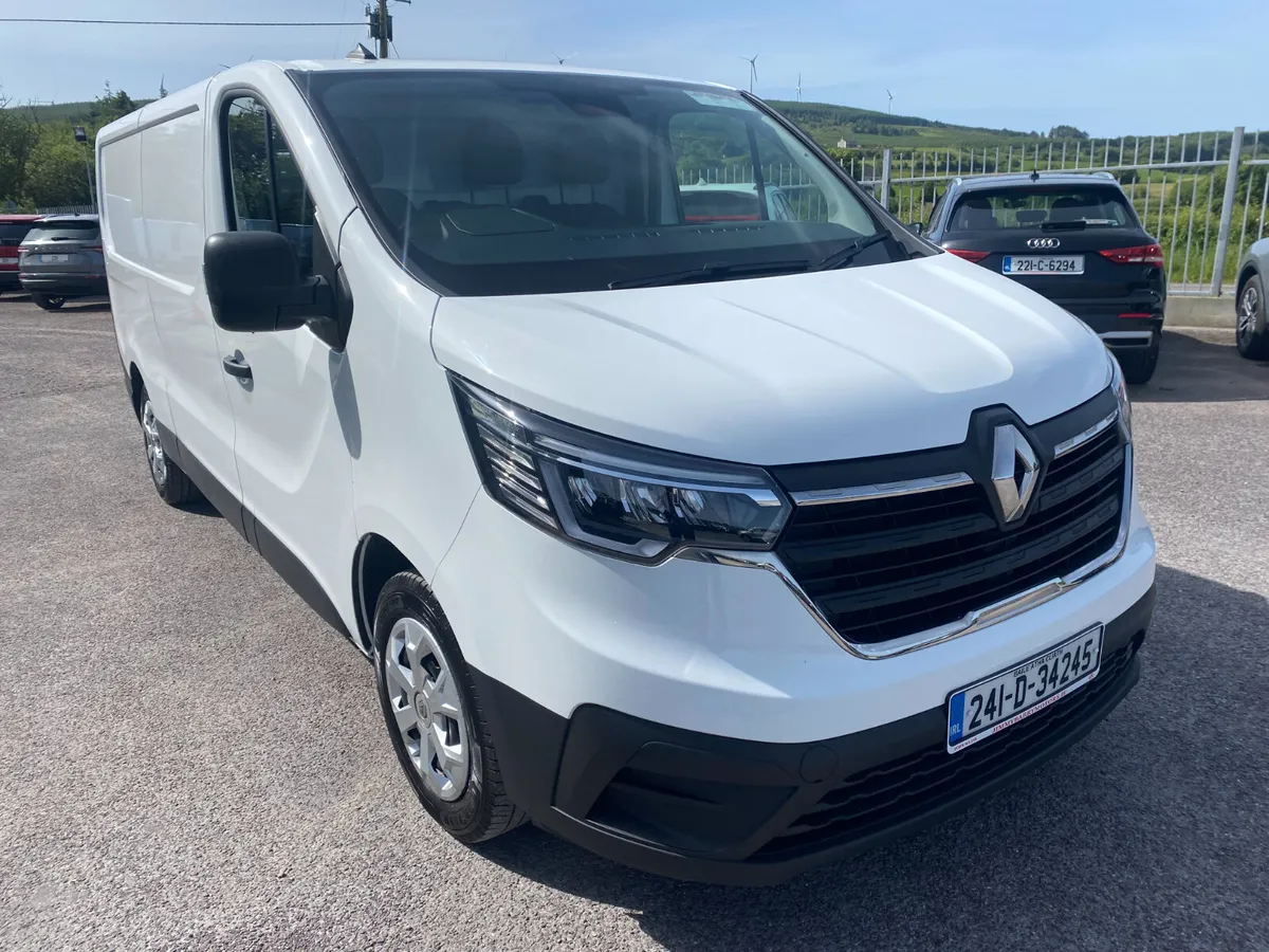 2024 Renault Trafic LL30 BLUE DCI 130 BUSIN - Image 1