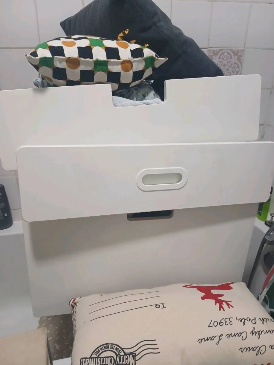 Wardrobe - Image 4