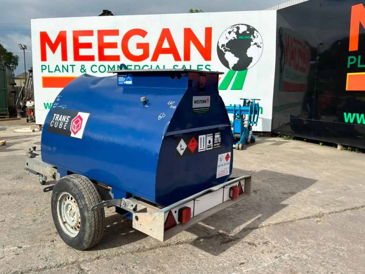 Western 950 litres single axle fuel delivery bowse - Image 2