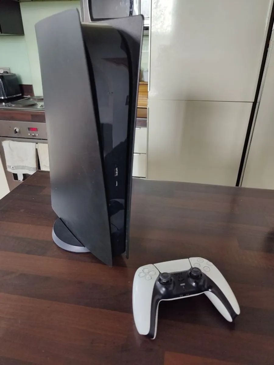 PS5 Digital - Image 1