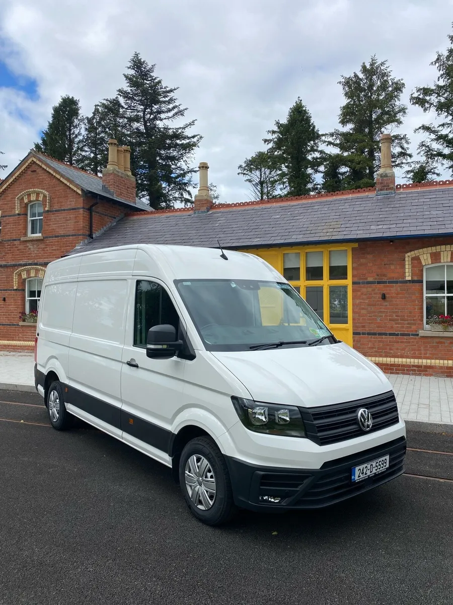 2024 D-REG VW CRAFTER MWB HIGHLINE - Image 2