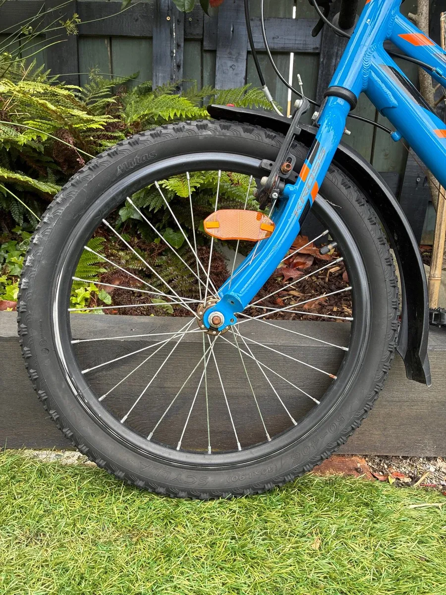 Kids Kross blue bike (Frame size 11) - Image 3