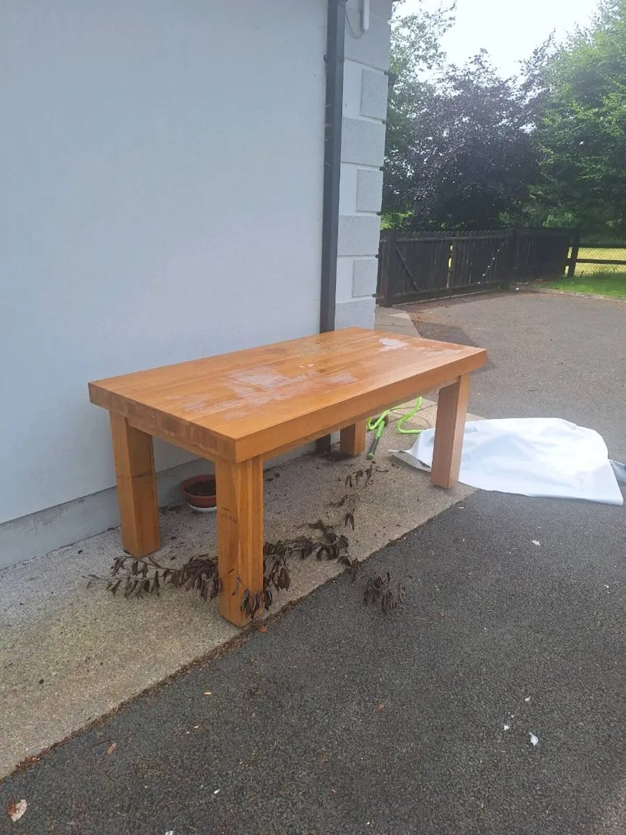 Kitchen table - Image 2