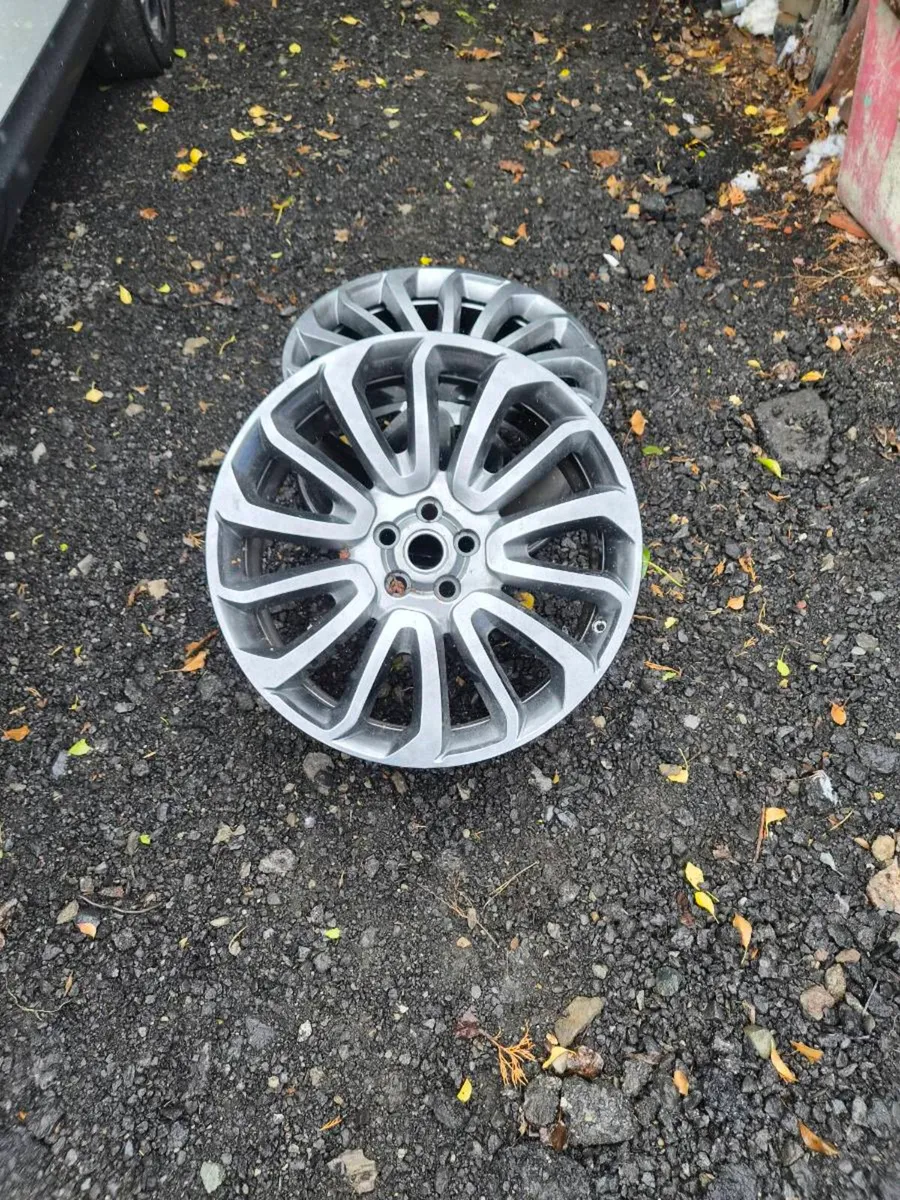 22" genuine OEM range rover sport alloys - Image 3