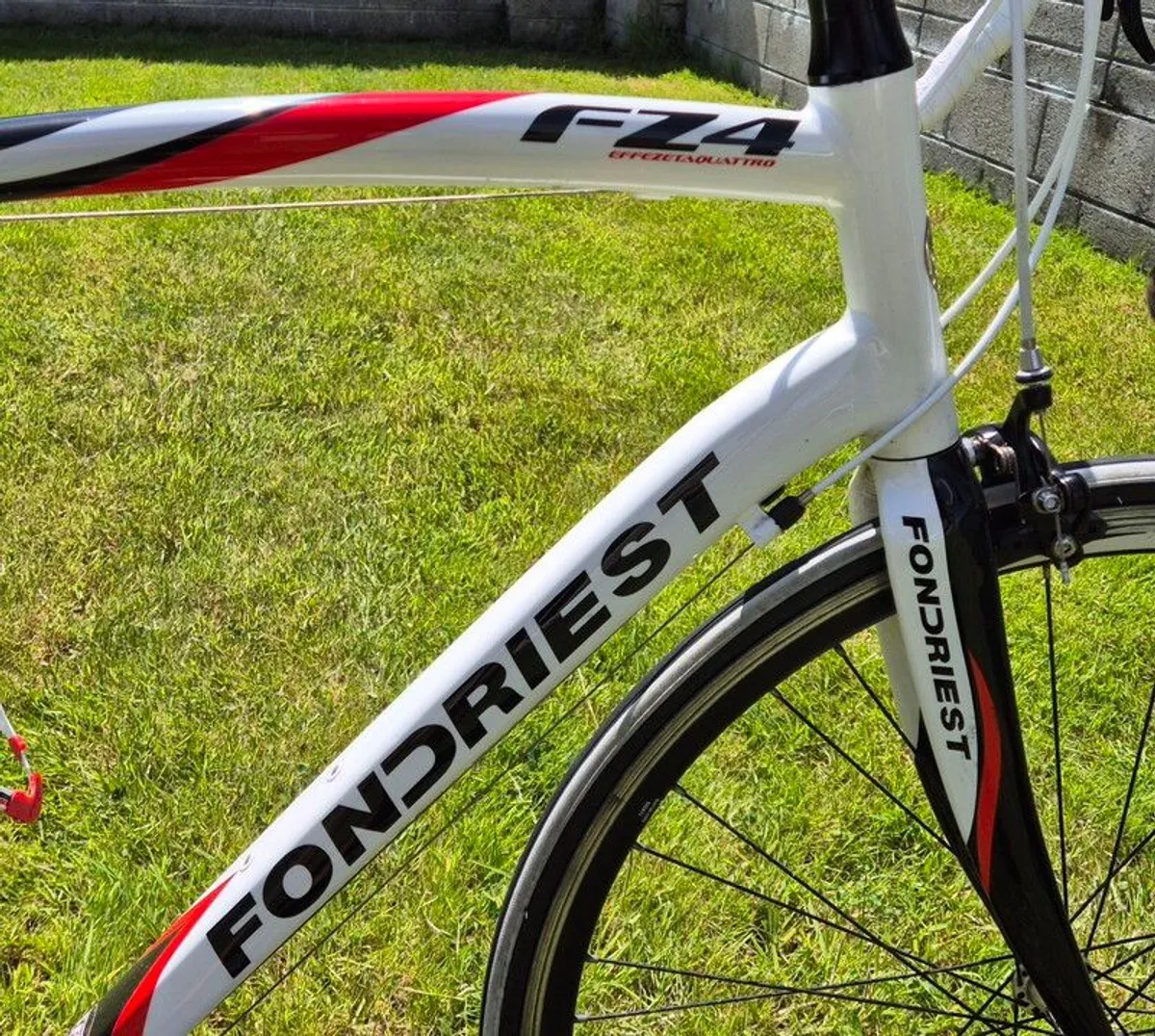 Road Bike - Fondriest - Image 4